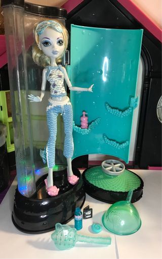 Monster High Lagoona pijama con hidrocapsula