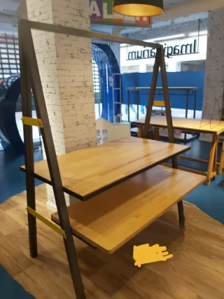 Mobiliario comercial madera