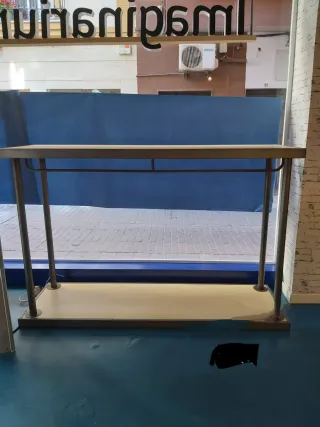 Mobiliario comercial madera