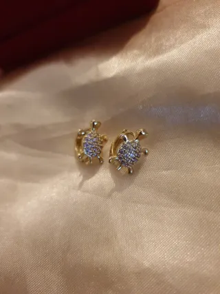 Pendientes Tortuga Chapados en Oro