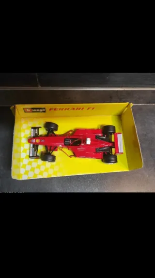 Modellino Ferrari Burago fuori produzione