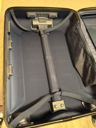 Maleta Delsey grande – rígida, doble fondo NUEVA