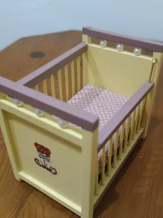 Muebles casita muñecas habitación bebé