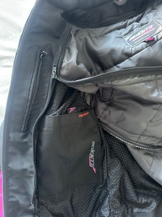 Chaqueta Moto Mujer Negra y Rosa