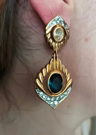 Espectacular pendientes antiguos chapados en oro
