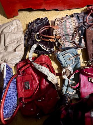 Lote 15 Bolsos Bimba y Lola y Más