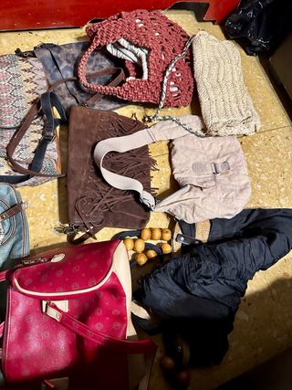 Lote 15 Bolsos Bimba y Lola y Más