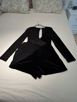 Mono negro terciopelo y brillos