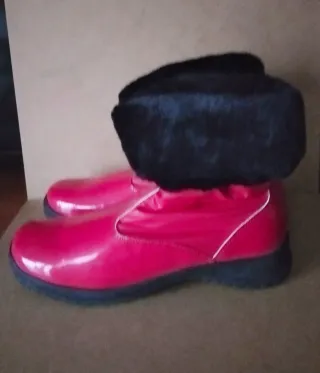 Botas de Agua/Frío Rojas Forradas de Pelo Negro