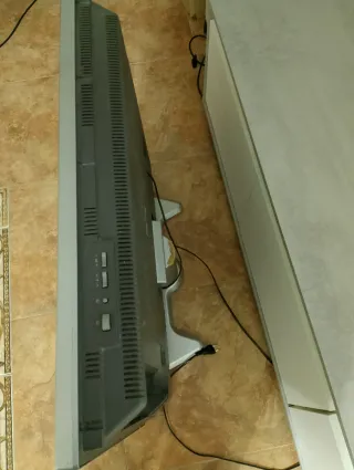 Televisor Sharp 26 y TDT T2  HD