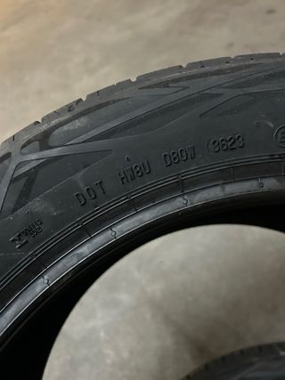 Neumáticos Continental EcoContact 245/45 R18 96W