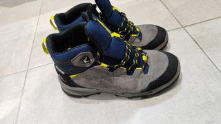 Stivali da montagna per bambini Quechua blu/grigio