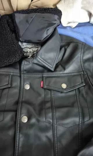 Chaqueta Levi's Negra Talla S