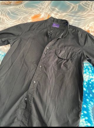 Camisa y Chaleco Negro