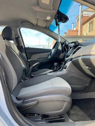 Chevrolet Cruze 2011