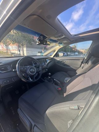 KIA Carens 2015 135.000Km