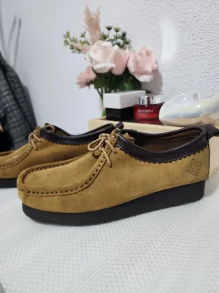 Mocasines de Piel Beige y Marrón