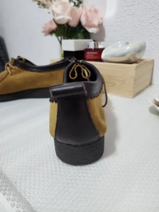 Mocasines de Piel Beige y Marrón