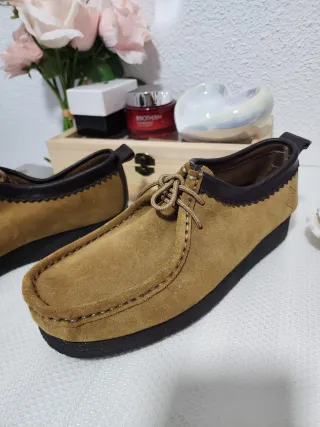 Mocasines de Piel Beige y Marrón