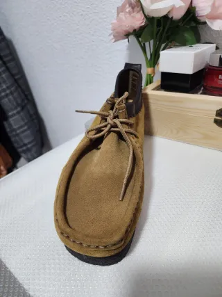 Mocasines de Piel Beige y Marrón