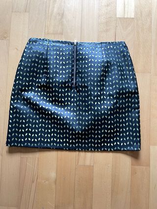Falda corta