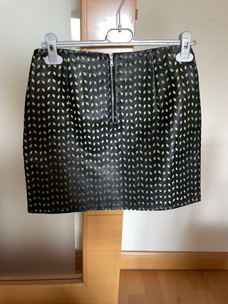 Falda corta