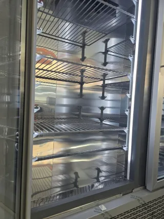 Nevera expositora Infricool 139x70x207