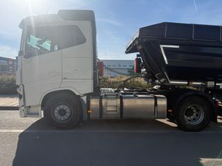 Se Venden 2 tractoras  Volvo FH500