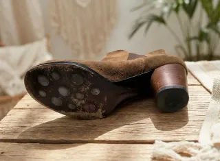 Botines de ante marrón tacón talla 39