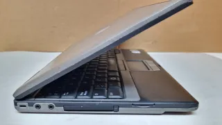 Portátil Dell Latitude D420