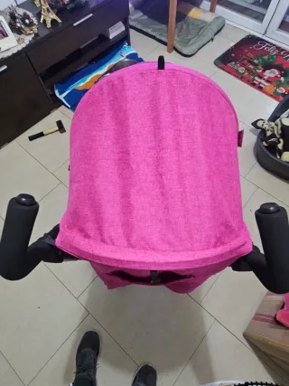 Carrito de paseo rosa y negro