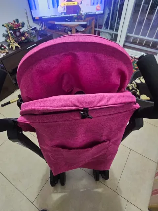 Carrito de paseo rosa y negro