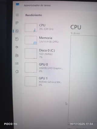 HP Pavilion Laptop Plata i5 8250U 12GB Ram