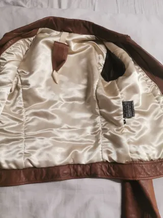 Giubbotto donna in pelle marca Lucchese.