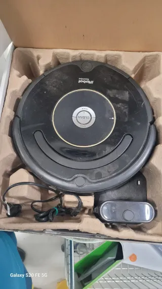 Robot Aspirador Roomba 612 iRobot