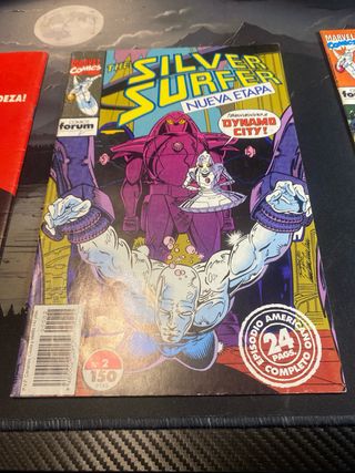 Comics Silver Surfer y Estela Plateada