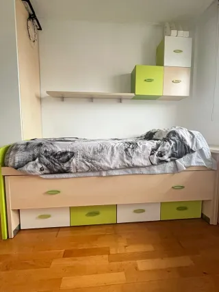 Cama nido con escritorio y cajones