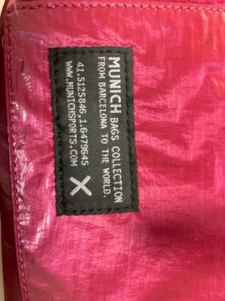 Bolso Bucket Deep Fucsia Munich