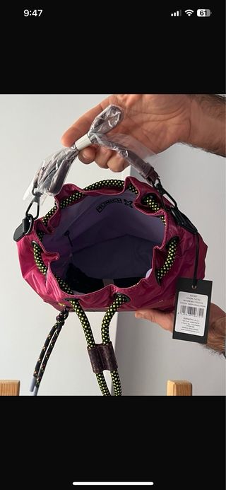 Bolso Bucket Deep Fucsia Munich