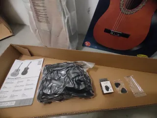 Guitarra Clásica Marrón Nueva