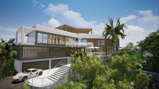 Solar en venta en Elviria en Marbella