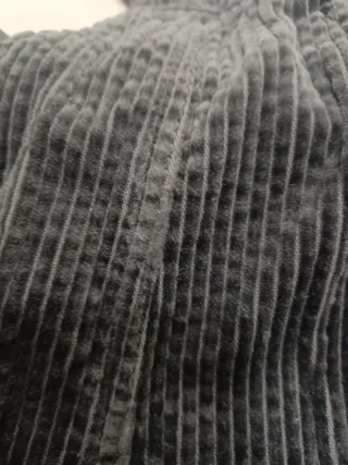 Petos de pana Zara niño (2 unidades)Talla 98 cm