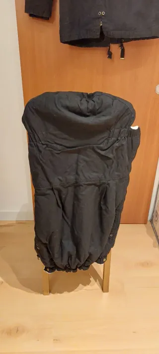 Chaqueta premamá y porteo negra