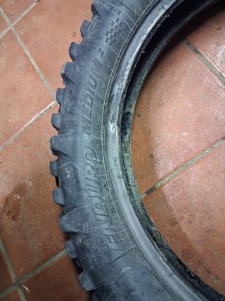 Michelin Enduro Medium 2 Neumático usado.