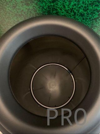 Cubo de basura - Metro