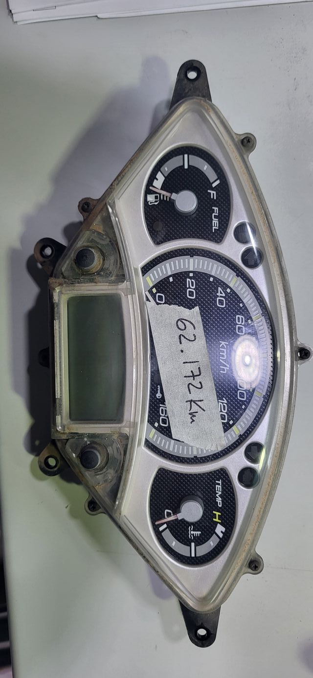 Cuadro Instrumentos Yamaha Xmax 2010