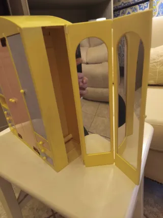 Armario Chabel con 5 perchas