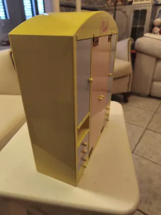 Armario Chabel con 5 perchas