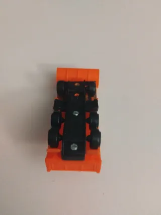 Camión Quitanieves Maisto 1/64 Naranja