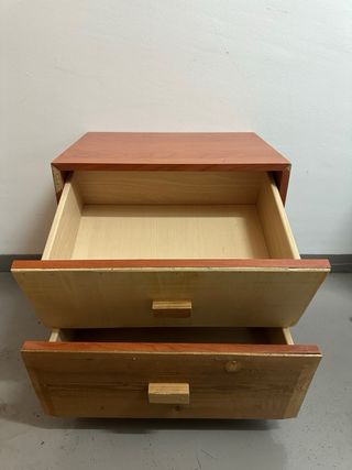 Mesita de noche auxiliar